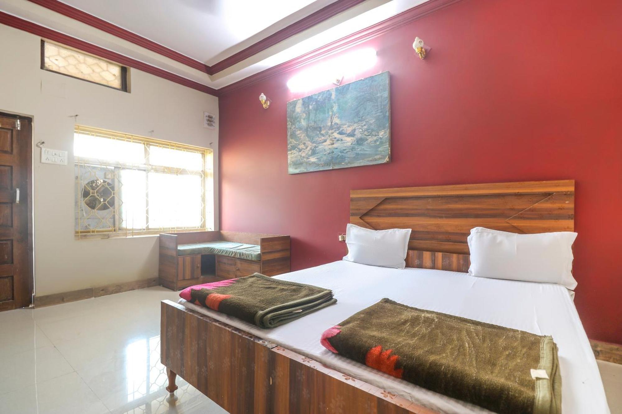 Spot On Hotel Poonam Jagdalpur Ngoại thất bức ảnh