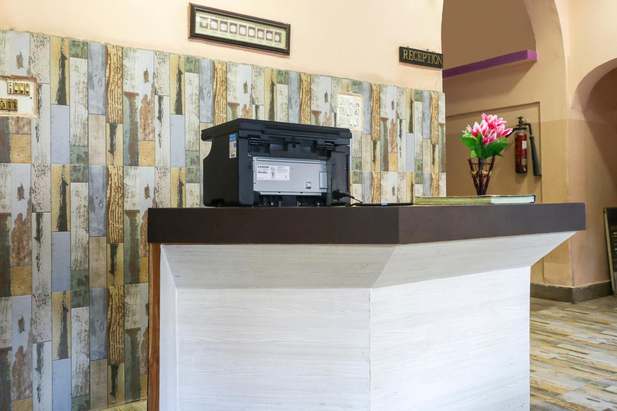 Spot On Hotel Poonam Jagdalpur Ngoại thất bức ảnh
