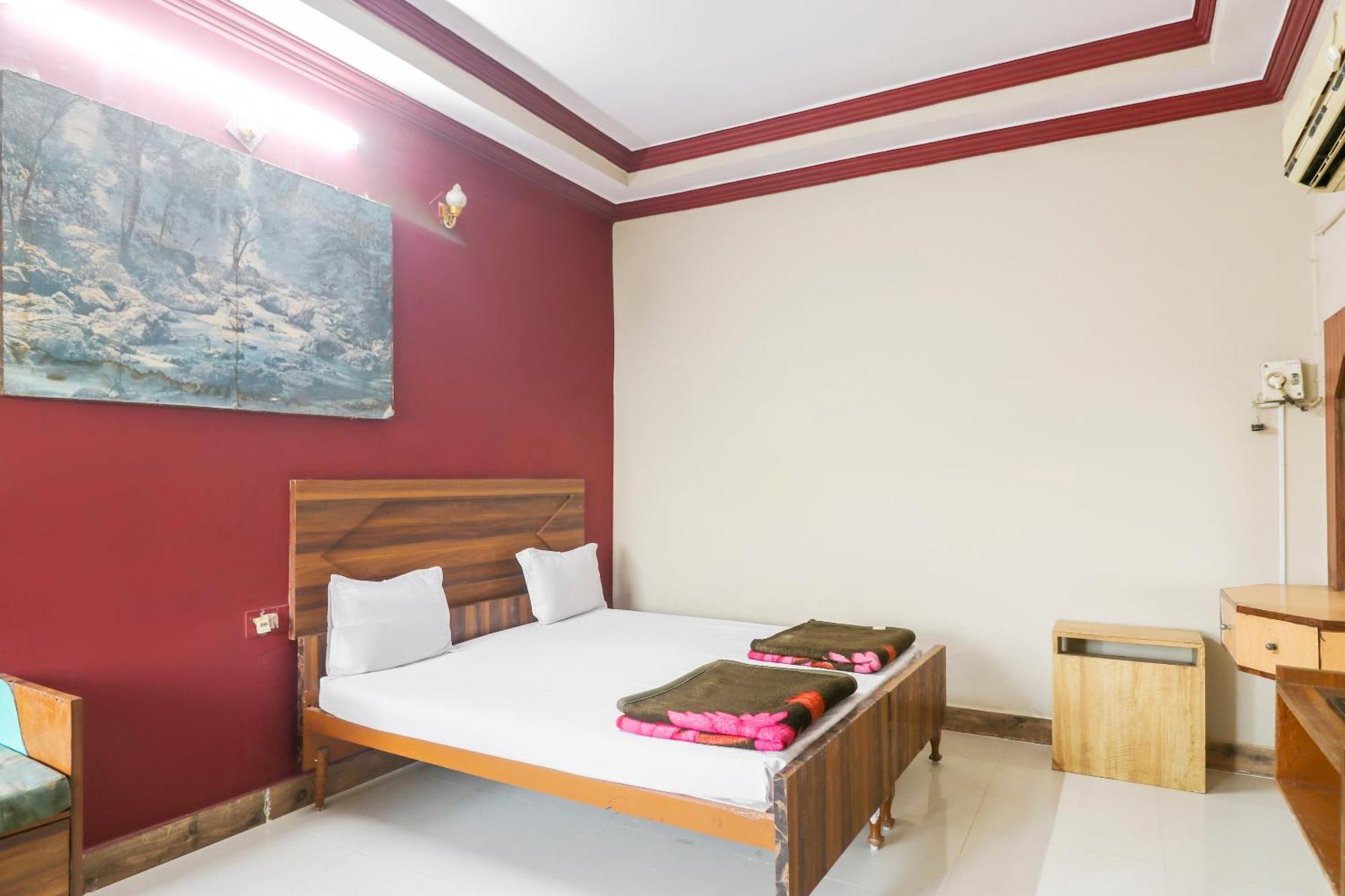 Spot On Hotel Poonam Jagdalpur Ngoại thất bức ảnh